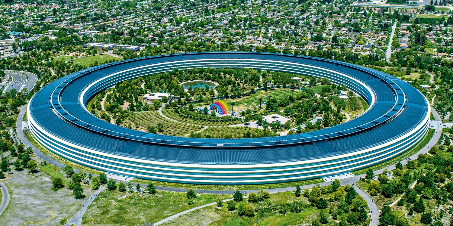 aerial view of apple headquarters ring building