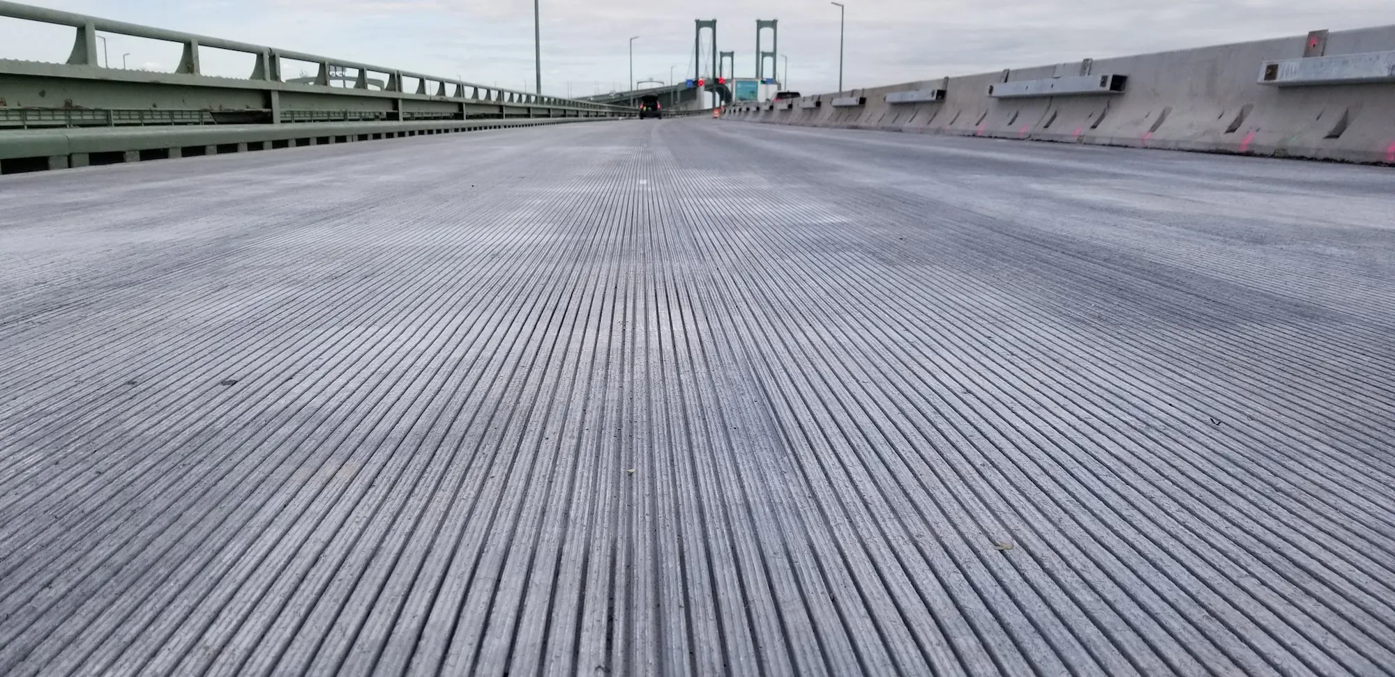 driving surface of the deleware memorial bridge